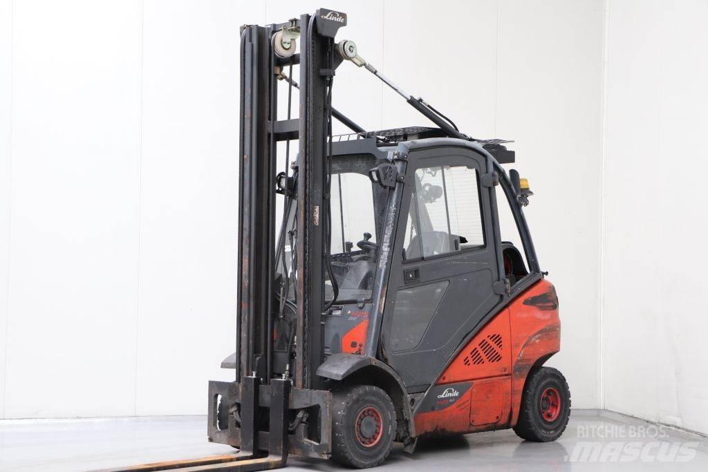 Linde H25T-02 Nestekaasutrukit