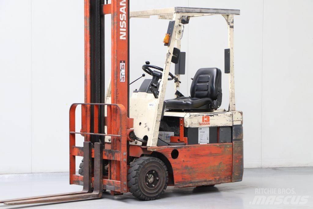 Nissan N01L-13U Sähkötrukit