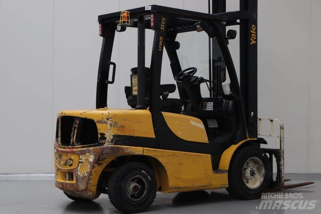 Yale GDP35VX Dieseltrukit