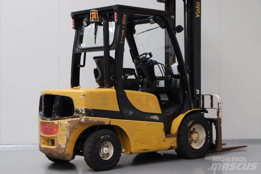 Yale GDP35VX Dieseltrukit
