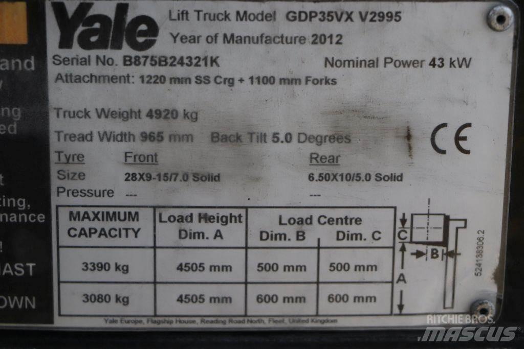 Yale GDP35VX Dieseltrukit
