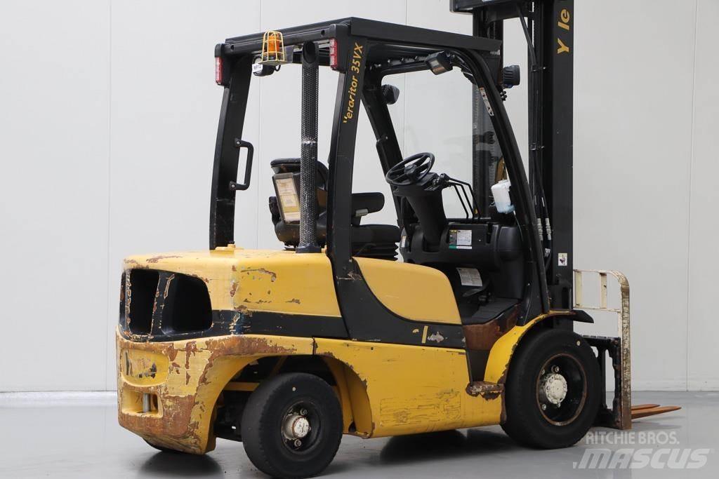 Yale GDP35VX Dieseltrukit