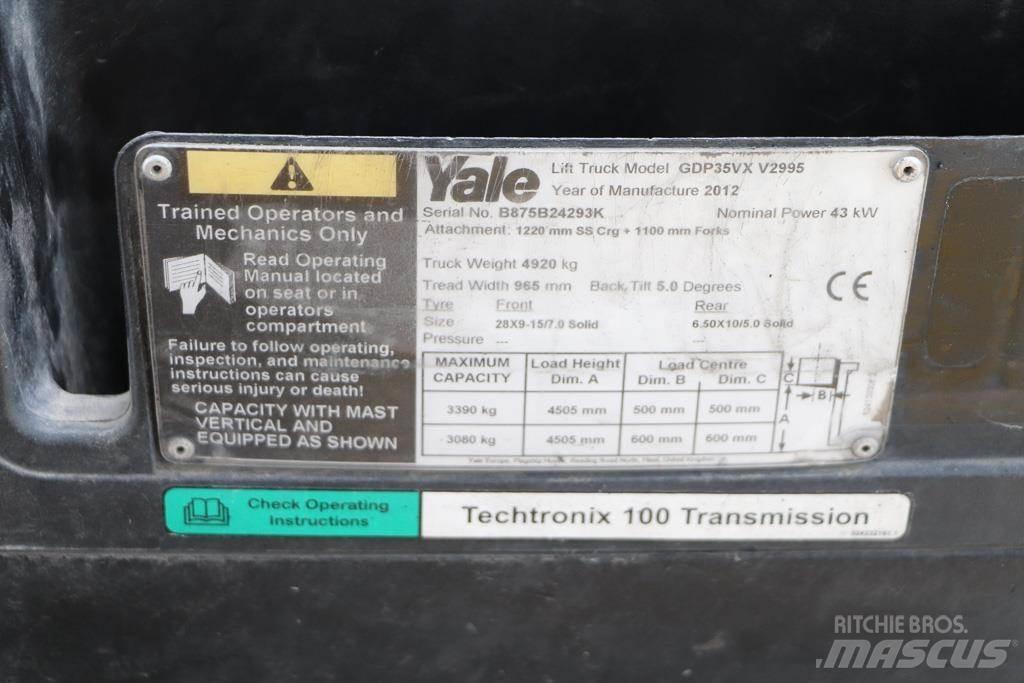 Yale GDP35VX Dieseltrukit