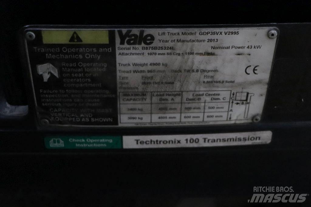 Yale GDP35VX Dieseltrukit