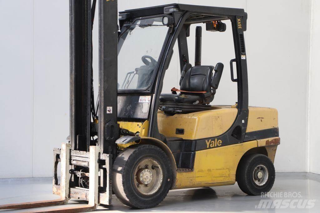 Yale GDP35VX Dieseltrukit