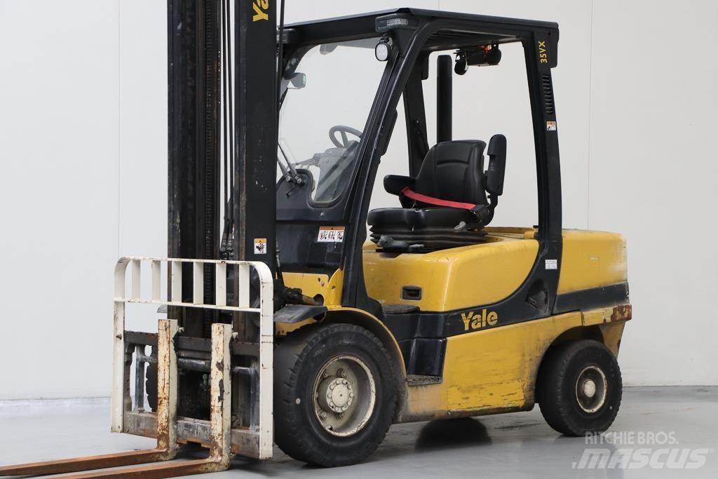 Yale GDP35VX Dieseltrukit