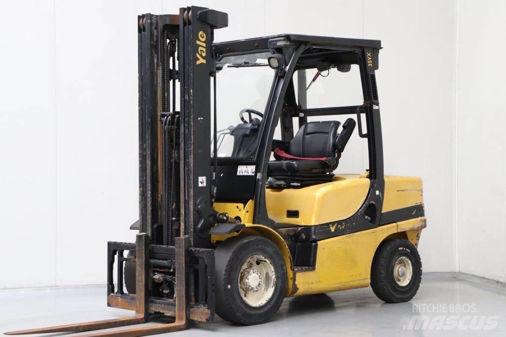 Yale GDP35VX Dieseltrukit