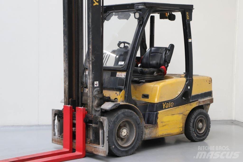 Yale GDP35VX Dieseltrukit