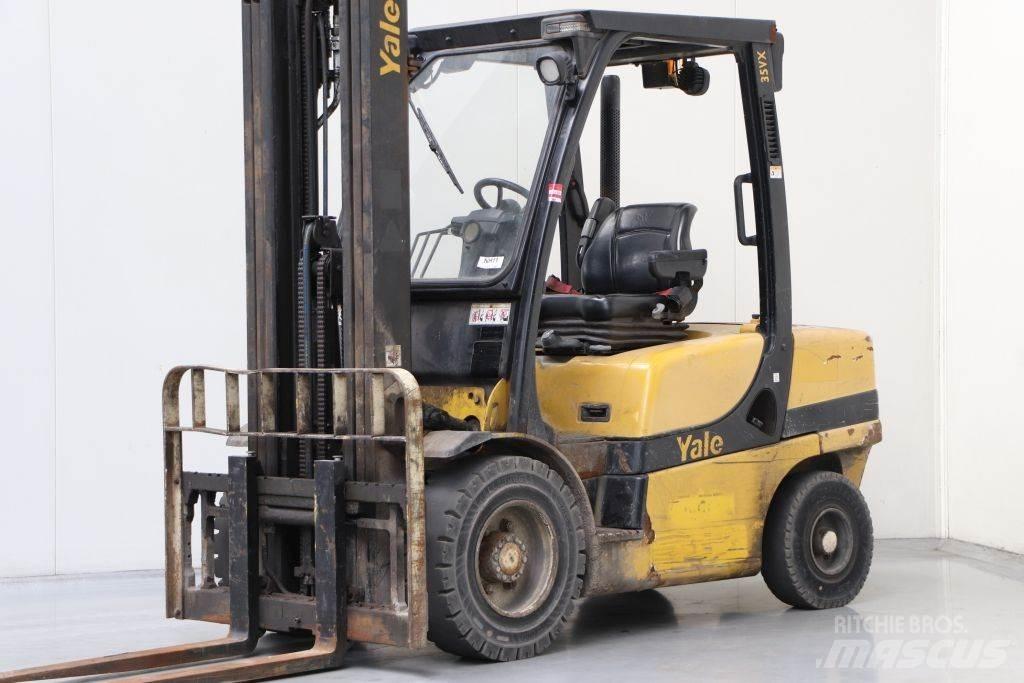 Yale GDP35VX Dieseltrukit