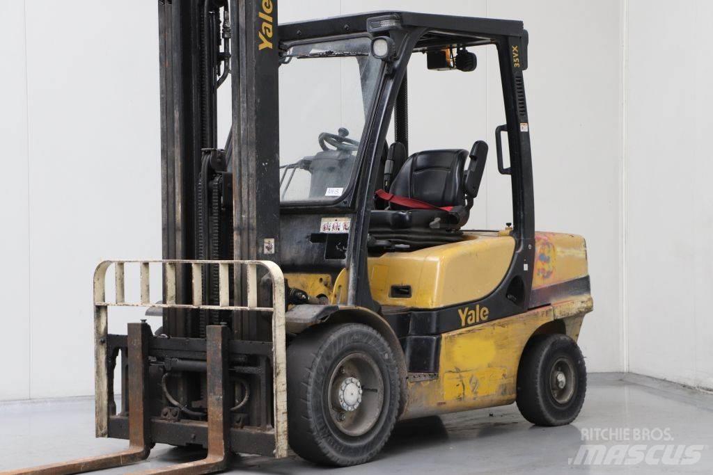 Yale GDP35VX Dieseltrukit