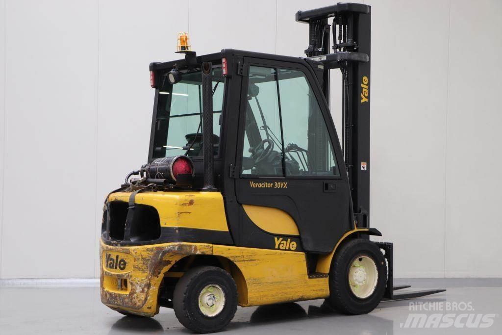 Yale GLP30VX Nestekaasutrukit