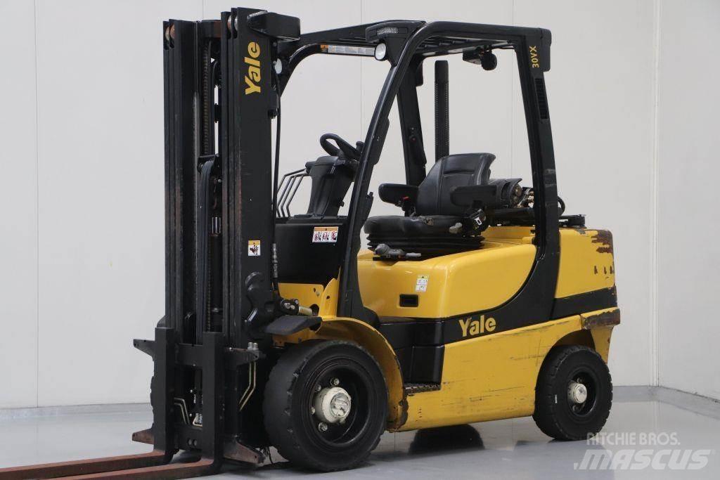 Yale GLP30VX Nestekaasutrukit