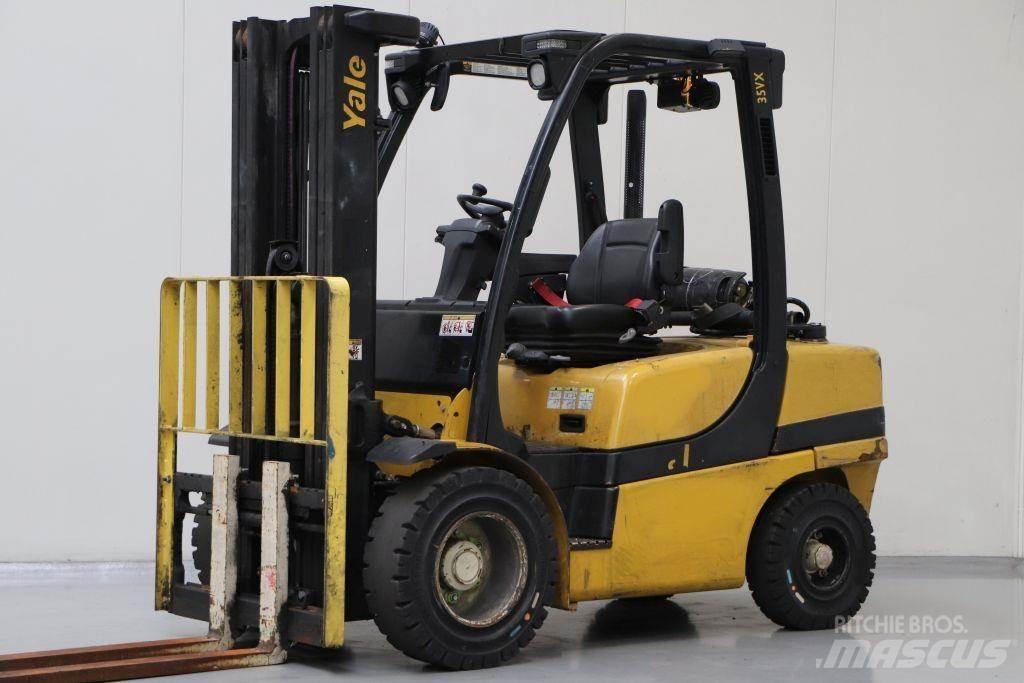 Yale GLP35VX Nestekaasutrukit