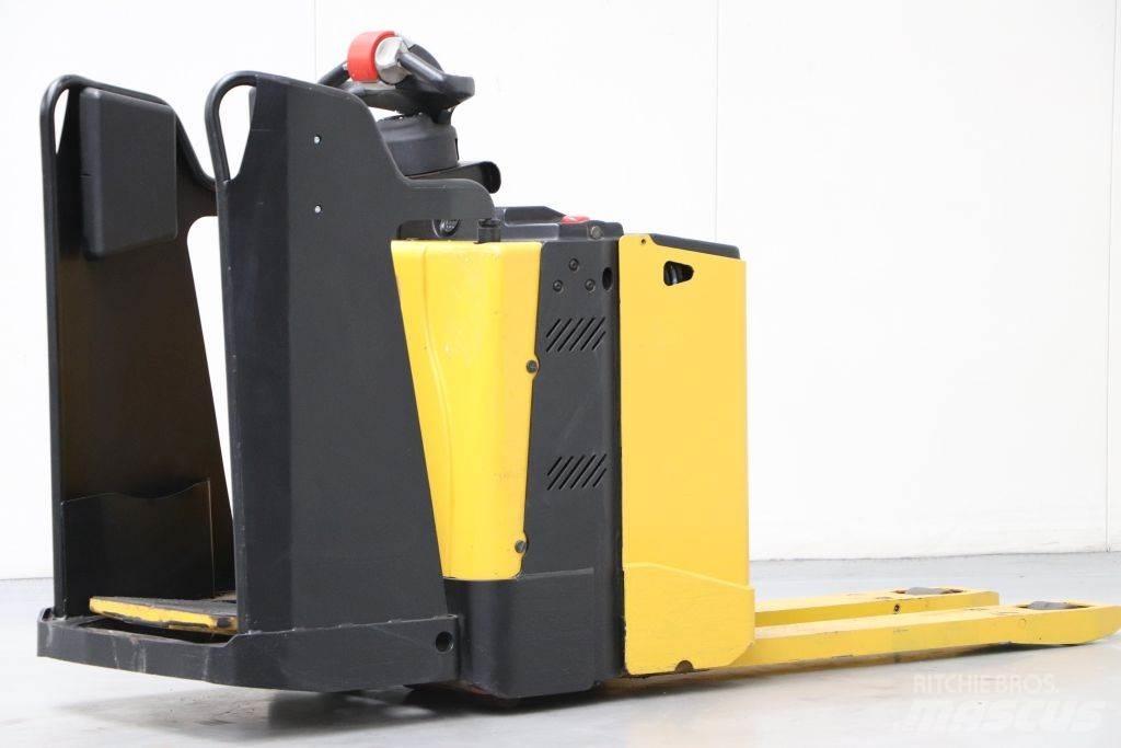 Yale MP20X Lavansiirtotrukit