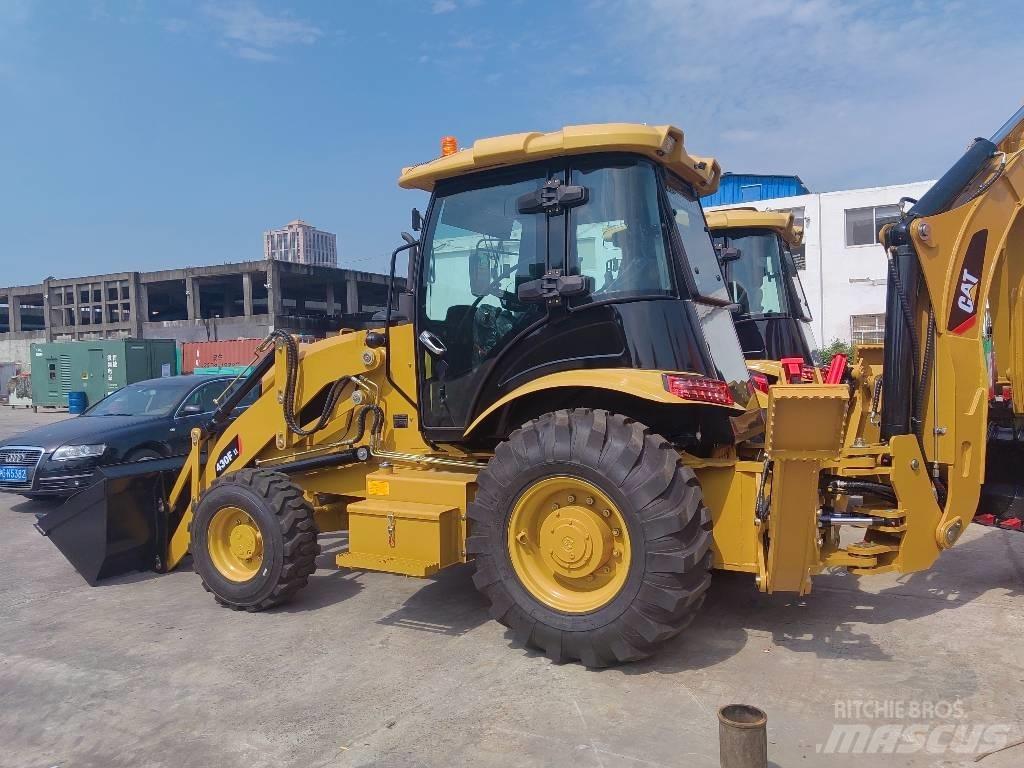 CAT 430 F Kaivurikuormaajat