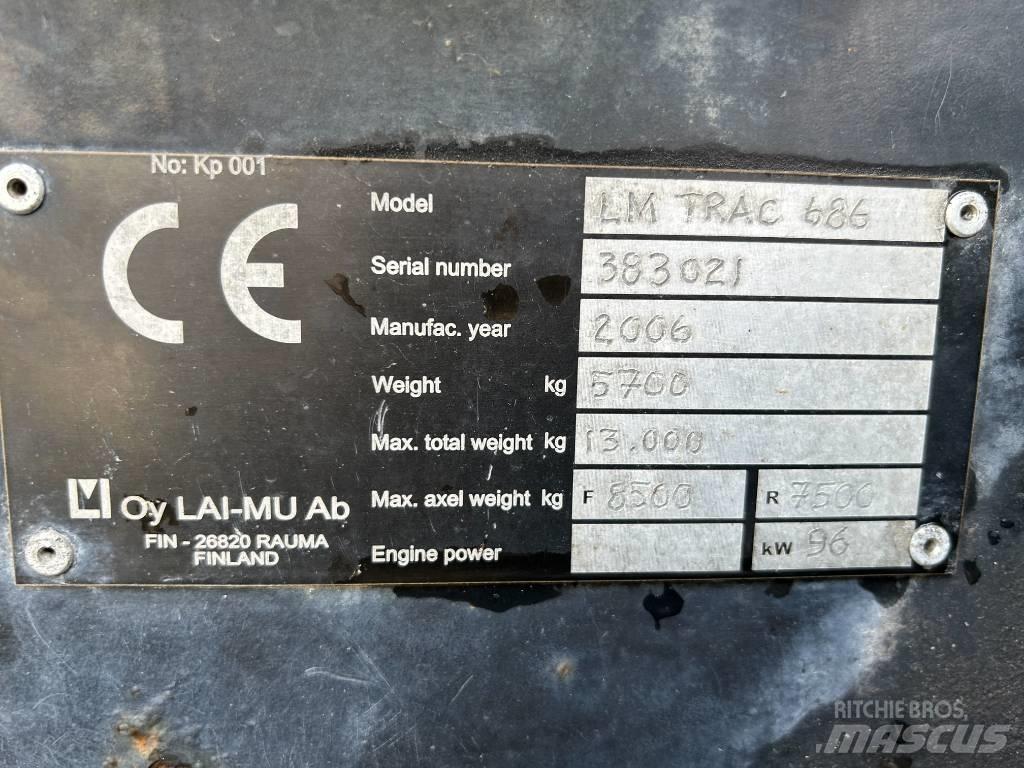 LM Trac 686 Taajamatraktorit