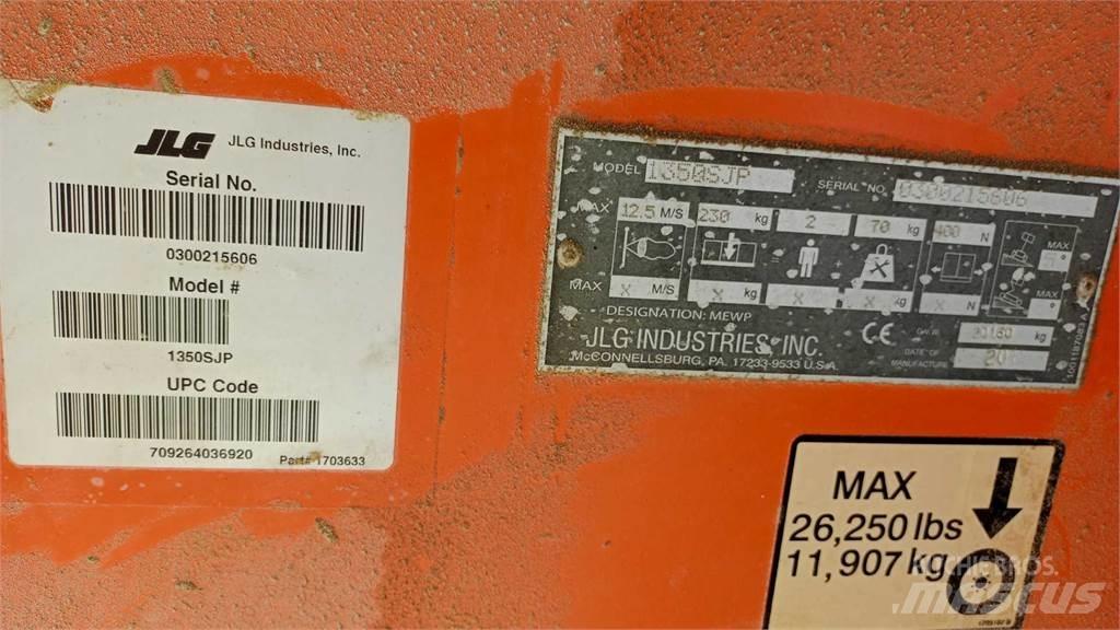 JLG 1350SJP Teleskooppipuominostimet