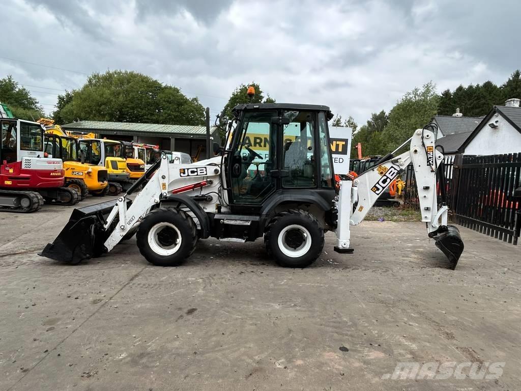 JCB 3 CX Kaivurikuormaajat