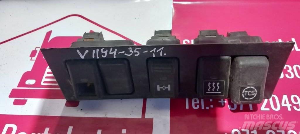 Volvo FH 12. 3175615 Ohjaamot ja sisustat