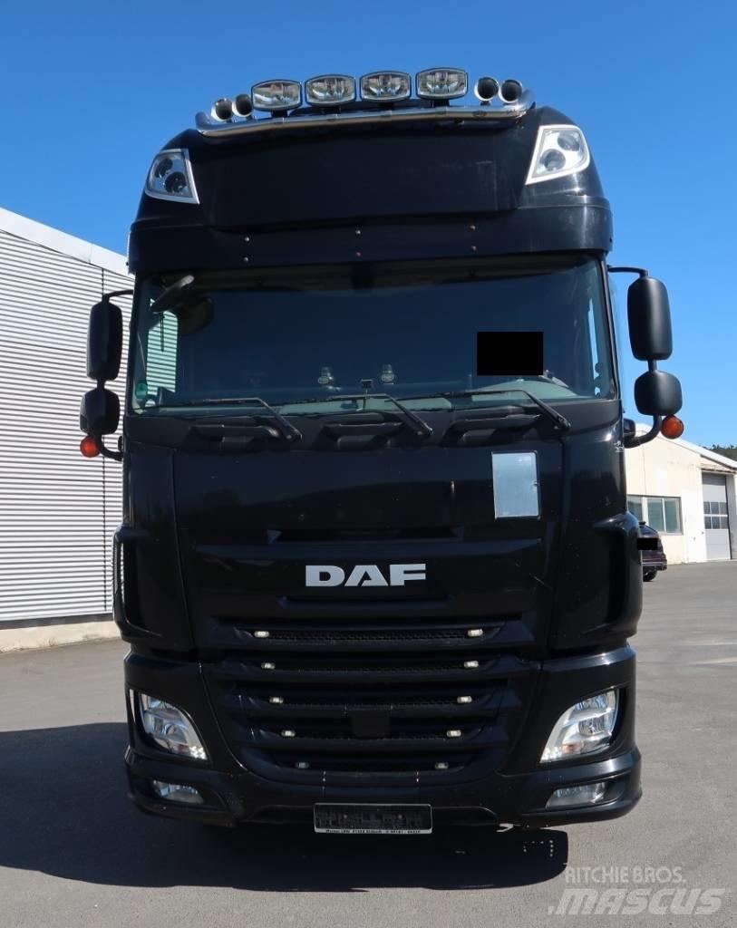 DAF 106 XF 460 FT Vetopöytäautot