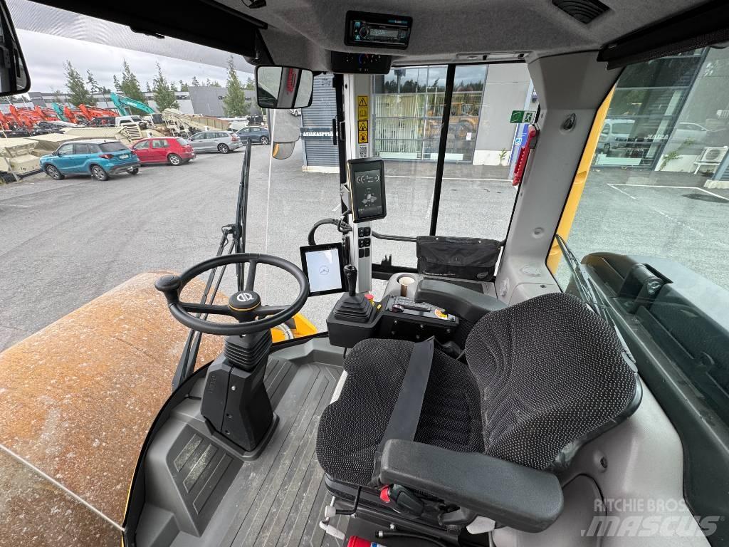 Volvo SD 135 B Yksivalssijyrät