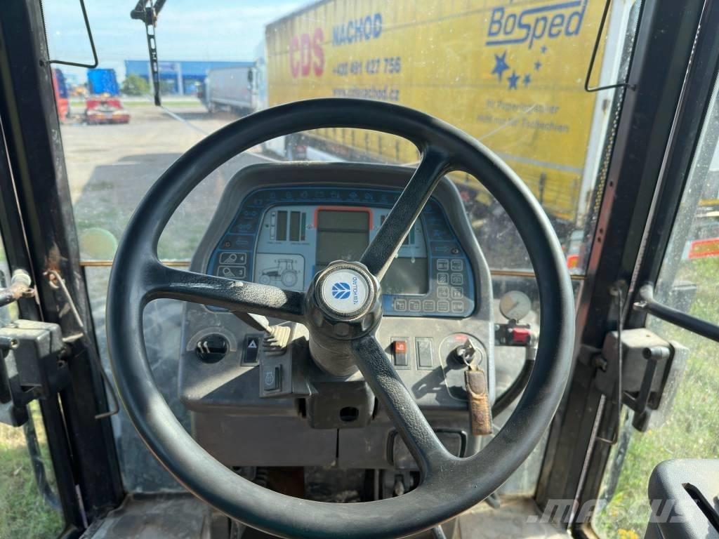 New Holland G 210 Traktorit