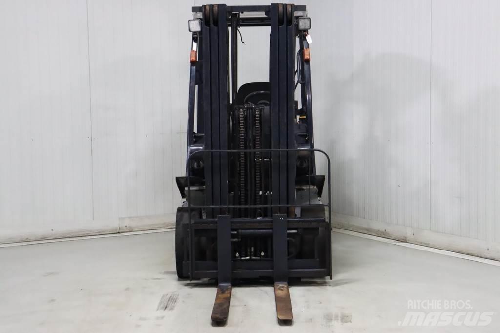 Nissan U1D2A20LQ Nestekaasutrukit