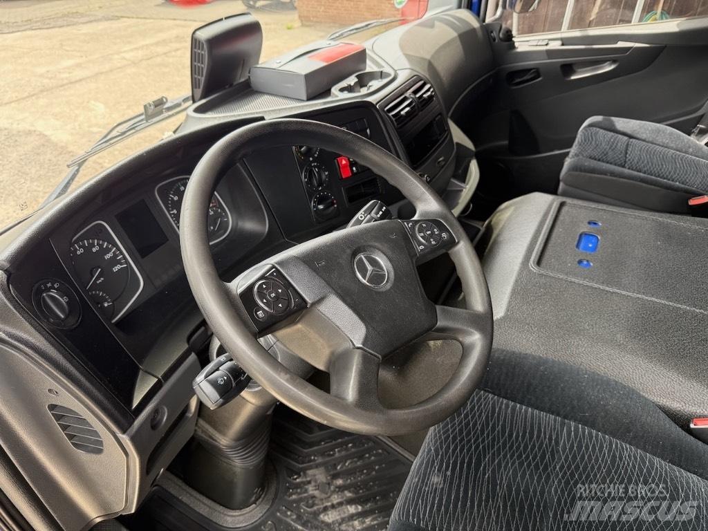 Mercedes-Benz 1630L Lava-kuorma-autot