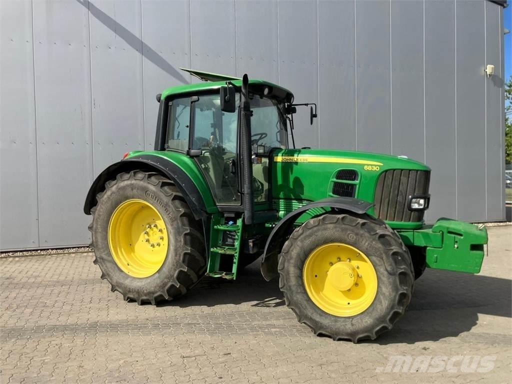 John Deere 6830 Traktorit