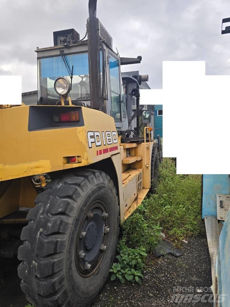 TCM FD180-2 Muut haarukkatrukit