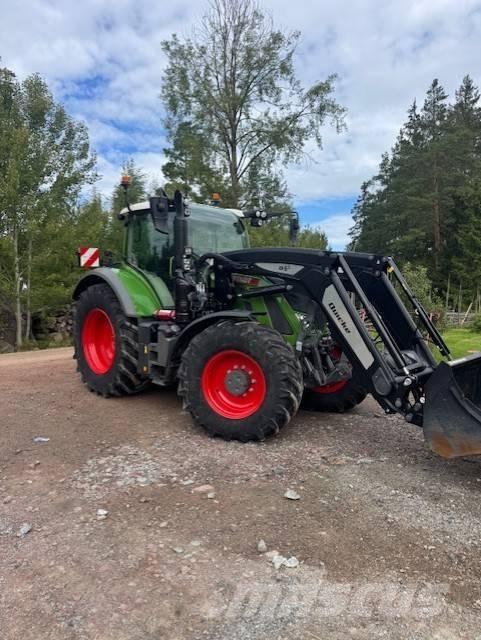 Fendt 716 Vario Traktorit