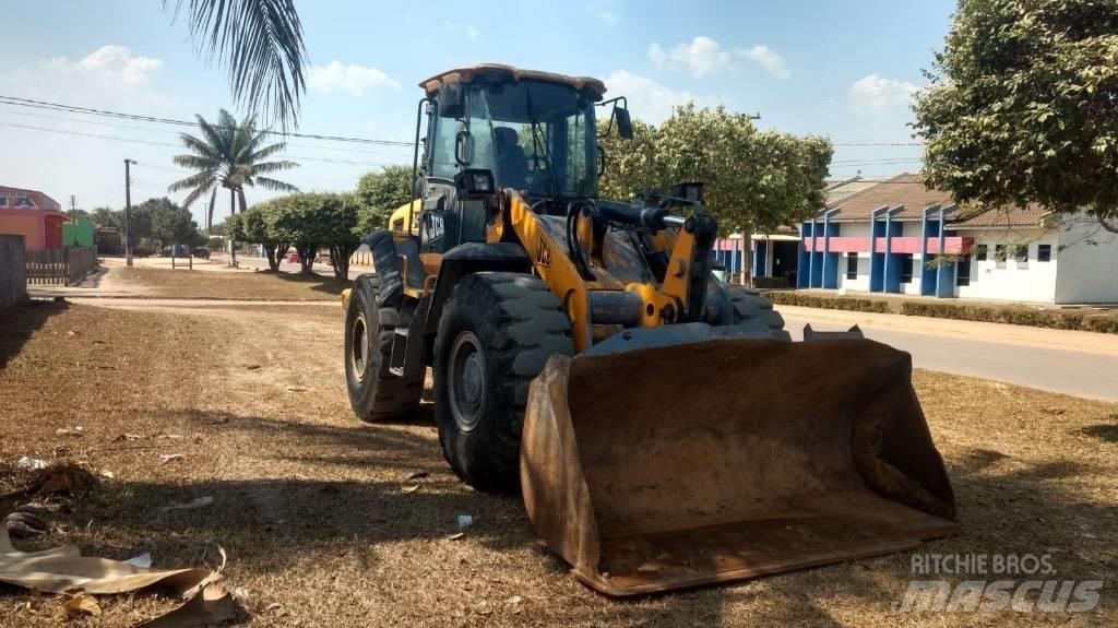 JCB 426 Pyöräkuormaajat