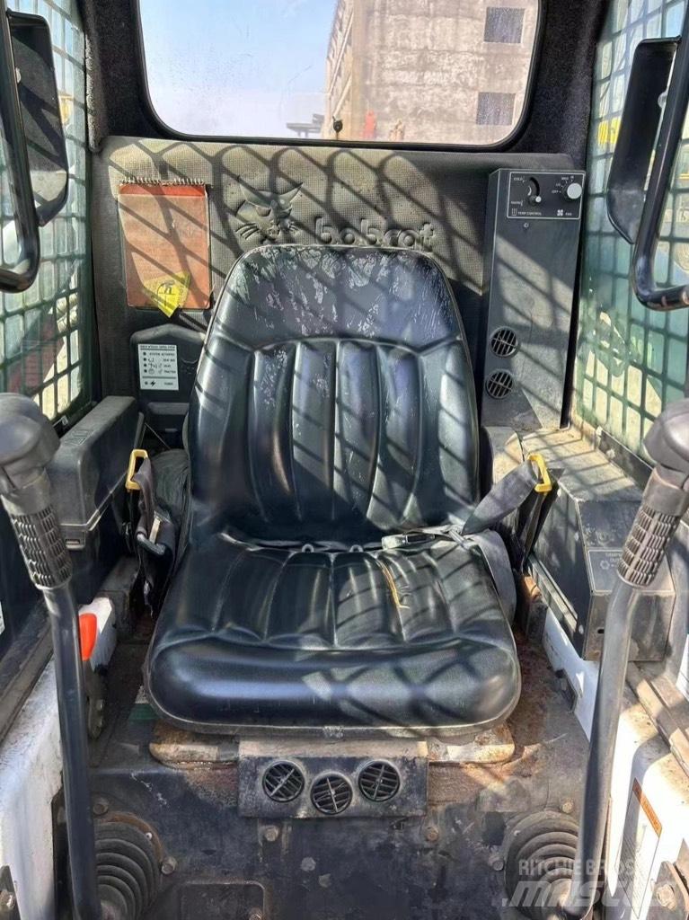 Bobcat S 753 Liukuohjatut kuormaajat