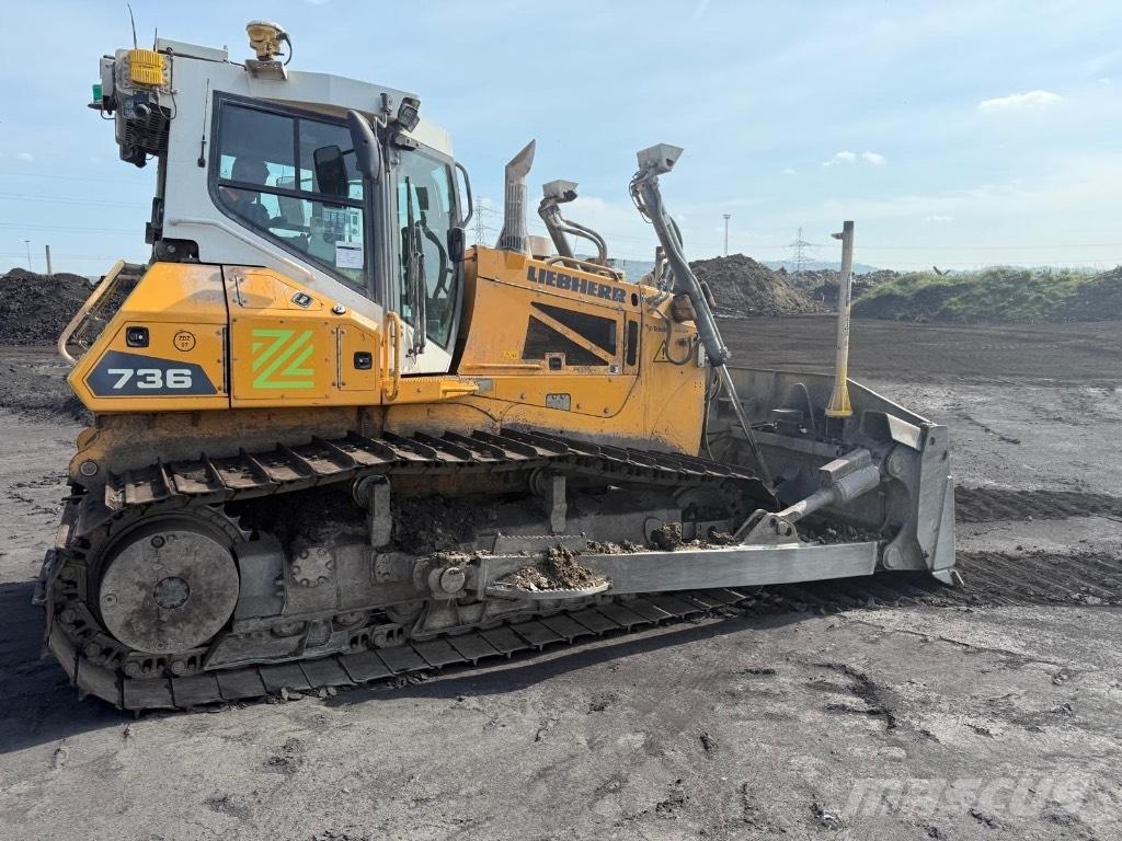 Liebherr 736 Telaketjupuskutraktorit