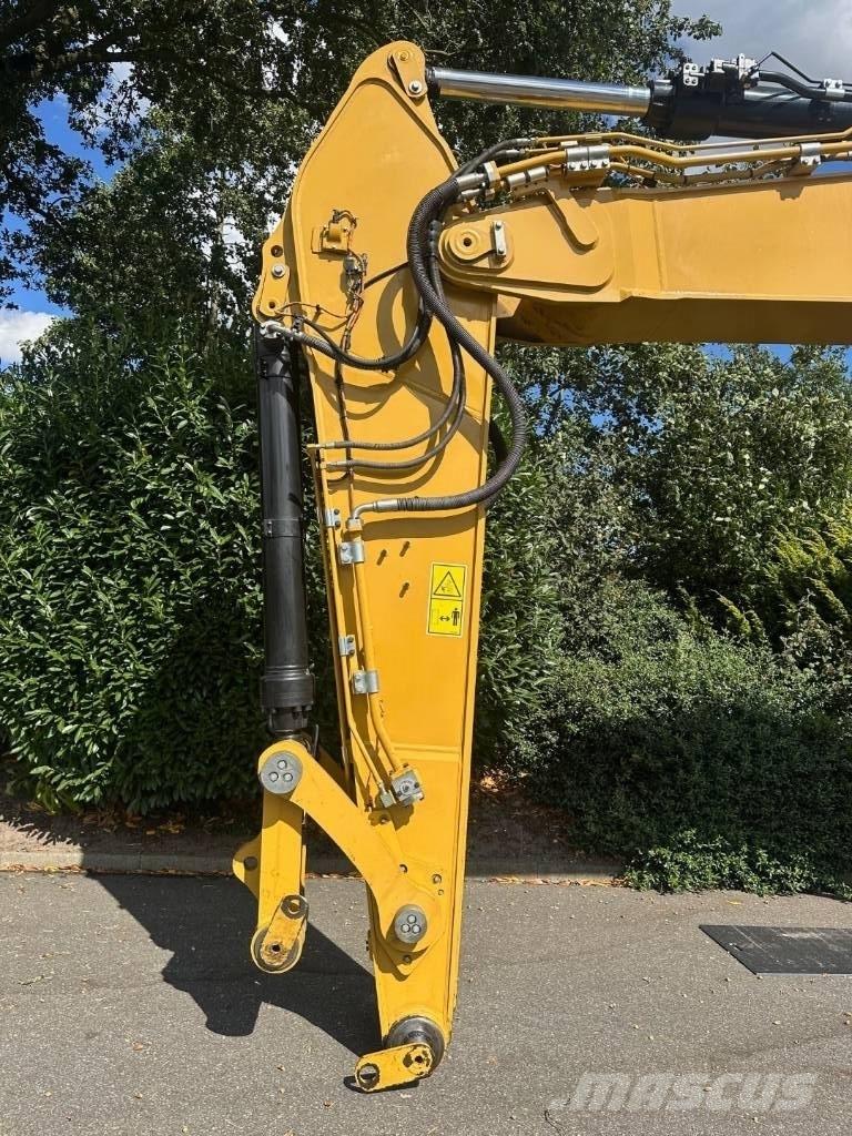 CAT 352 Telakaivukoneet