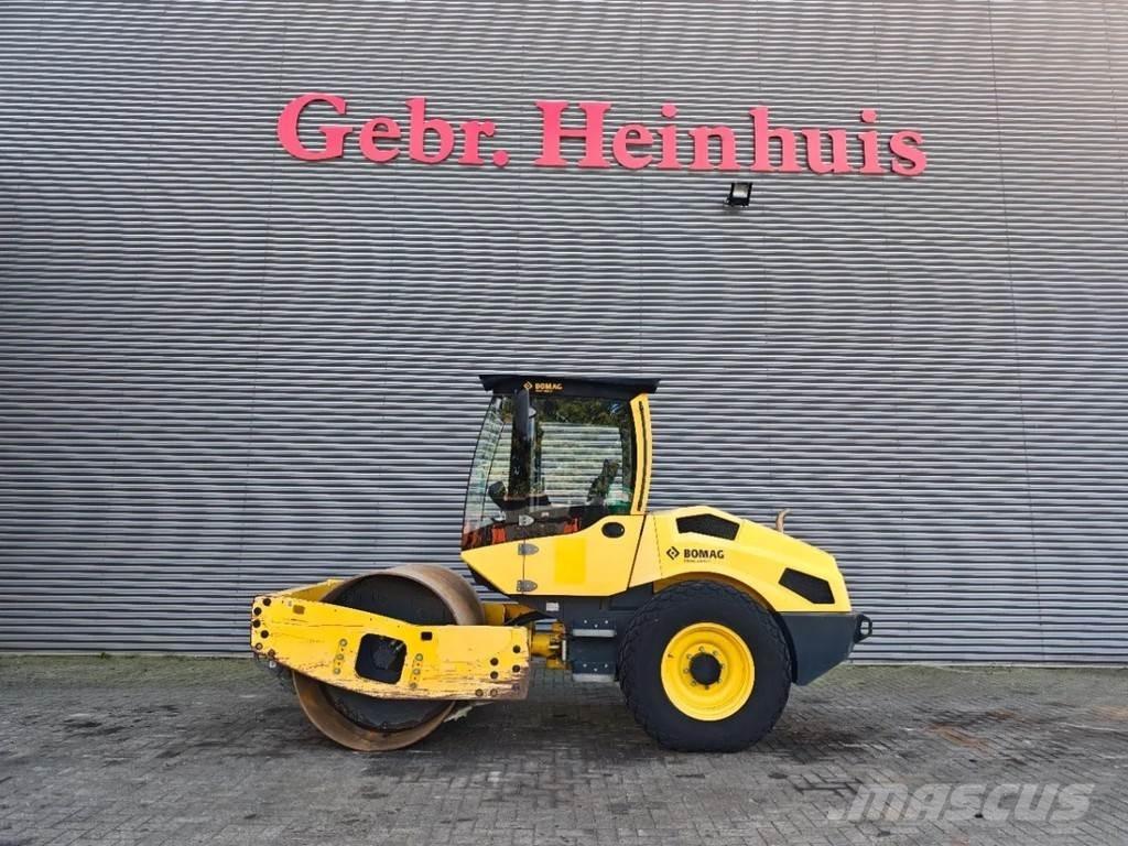 Bomag BW 177 D-5 Kumipyöräjyrät