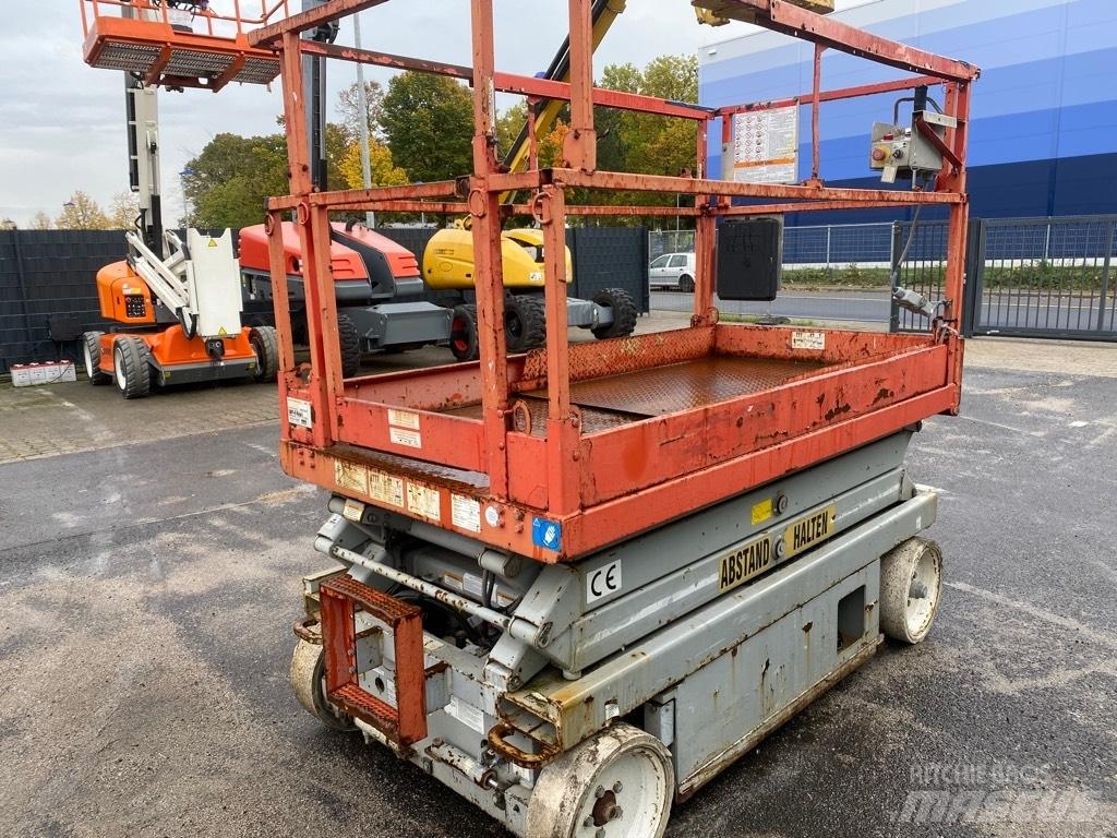 SkyJack SJ4620 Saksilavat