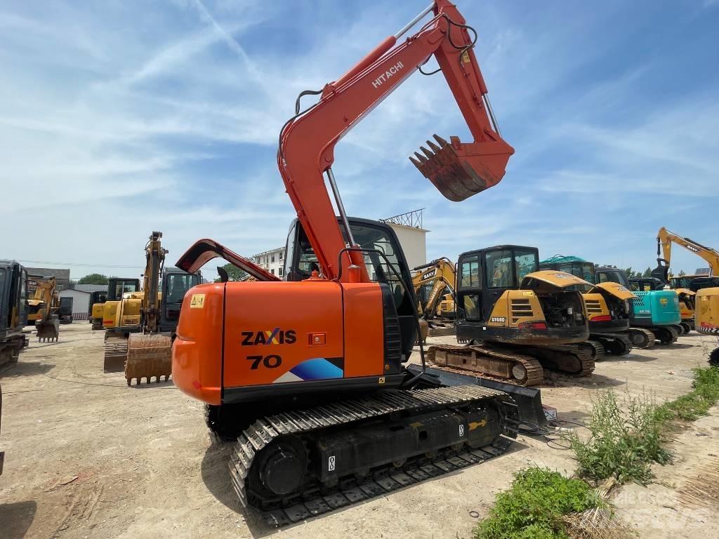 Hitachi ZX 70 Midikaivukoneet 7t - 12t