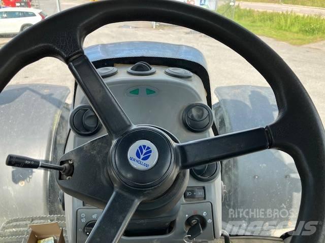 New Holland TG 285 Traktorit