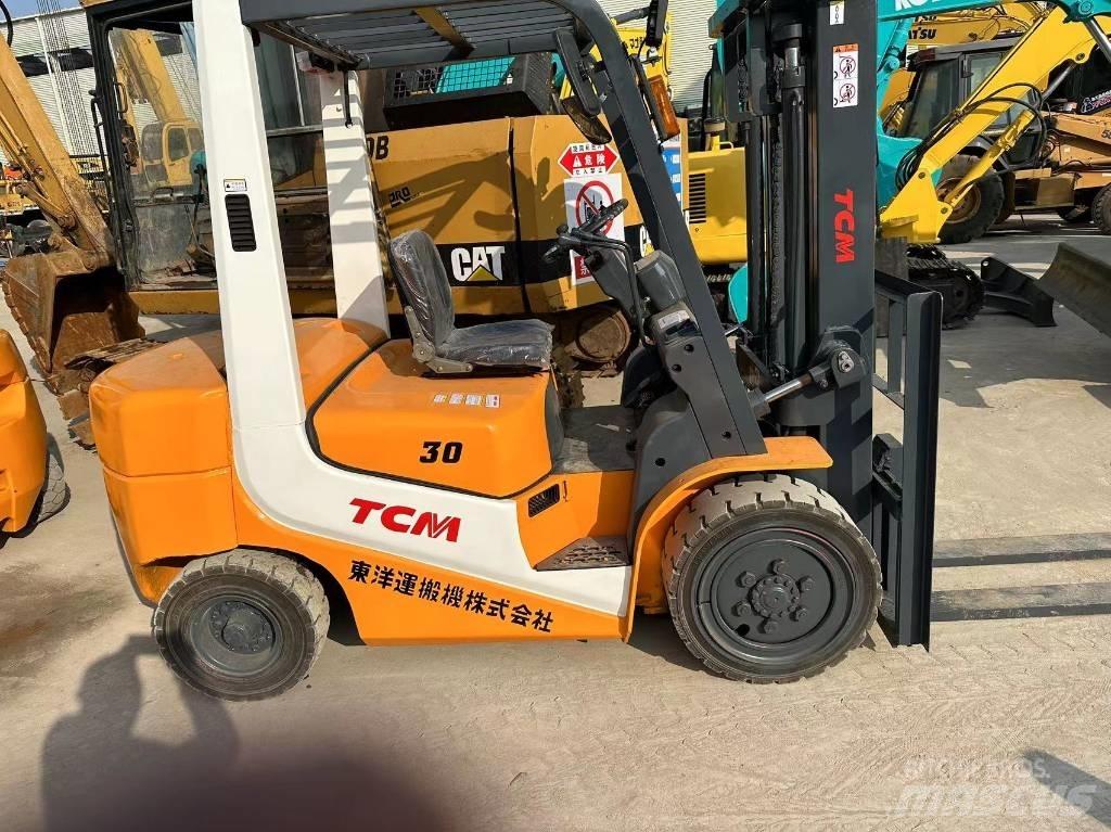 TCM FD30T6 Dieseltrukit
