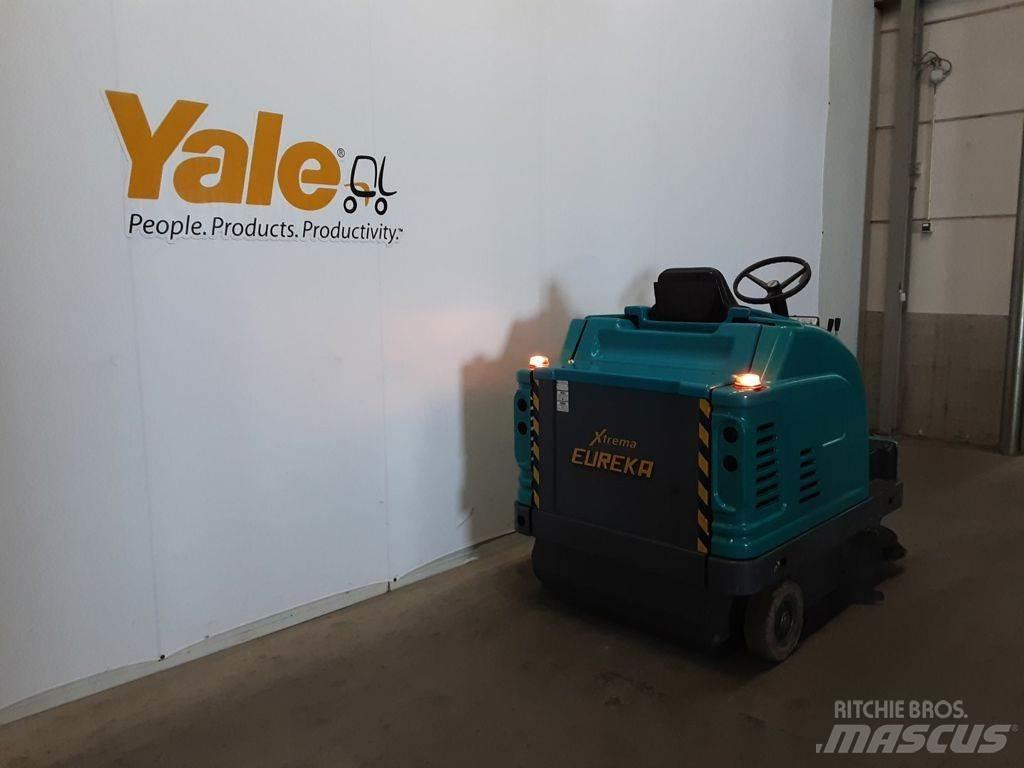 Eureka VEEGMACHINE Lakaisukoneet