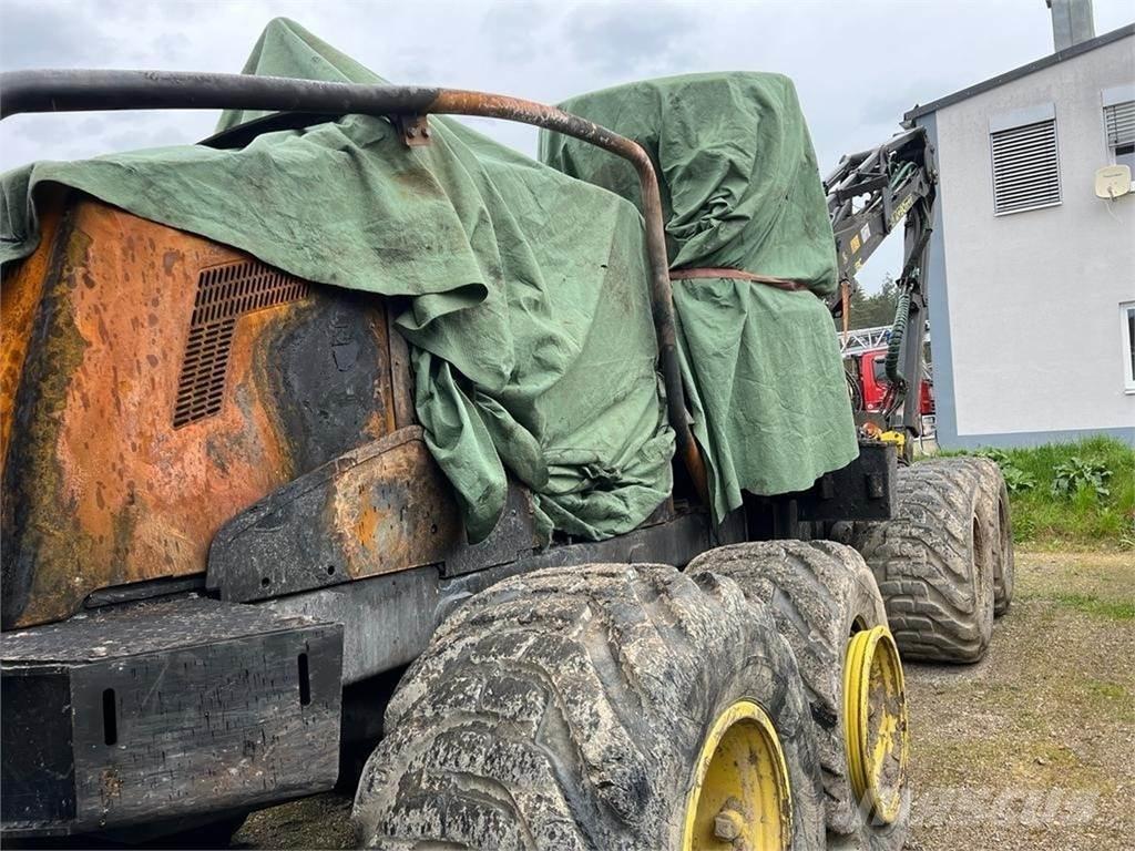 John Deere 1270G Harvesterit