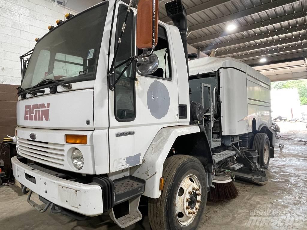 Sterling SC8000 Lakaisuautot