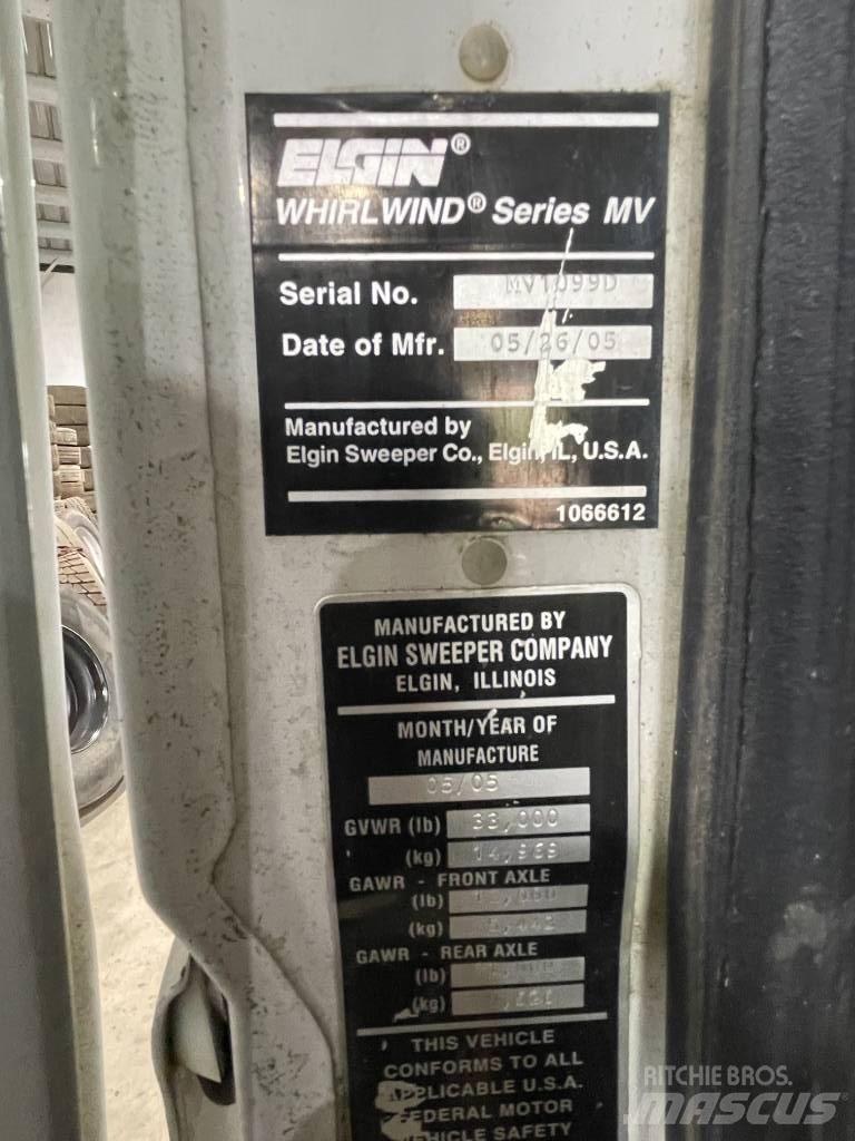 Sterling SC8000 Lakaisuautot
