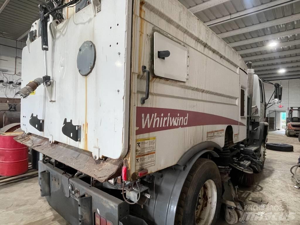 Sterling SC8000 Lakaisuautot
