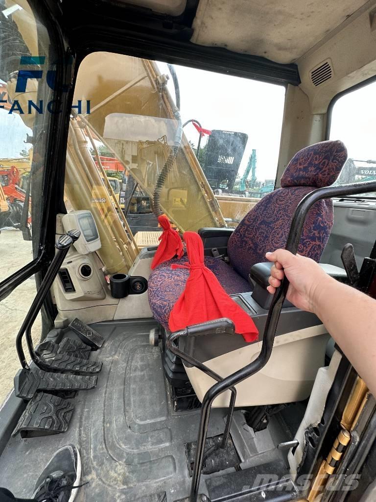 CAT 320 C L Telakaivukoneet