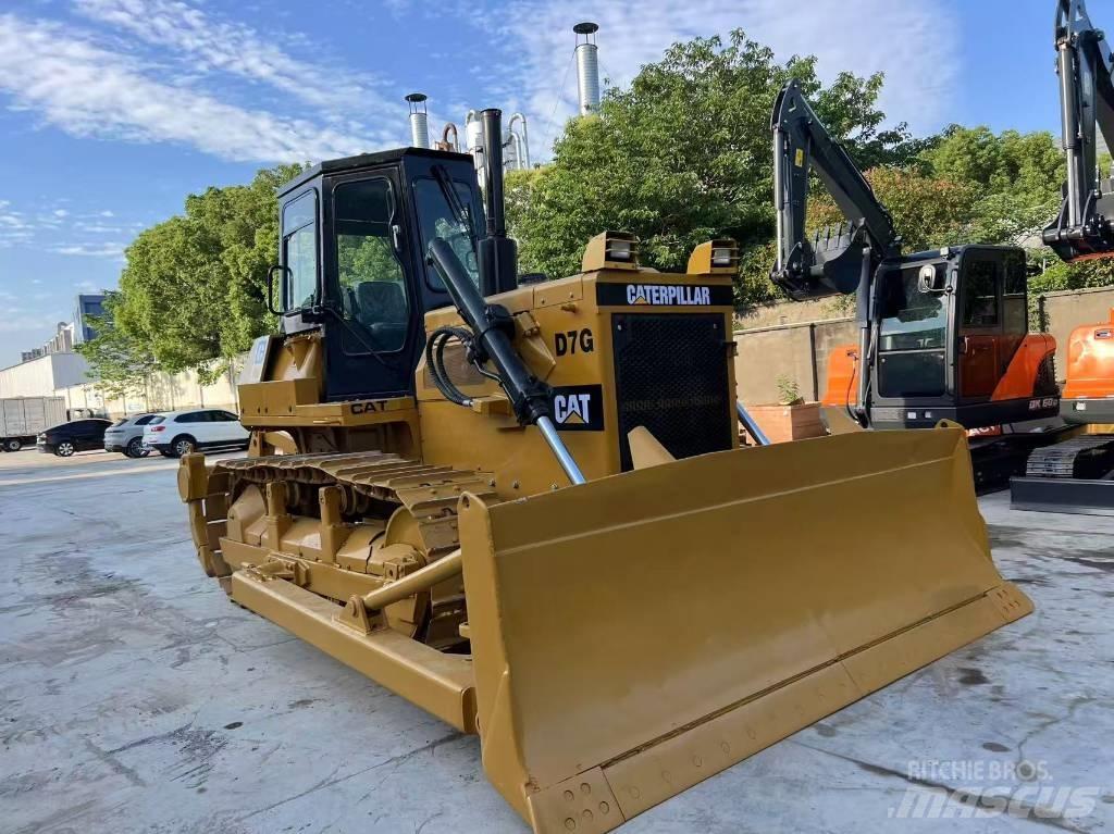 CAT D 7 G Tiehöylät