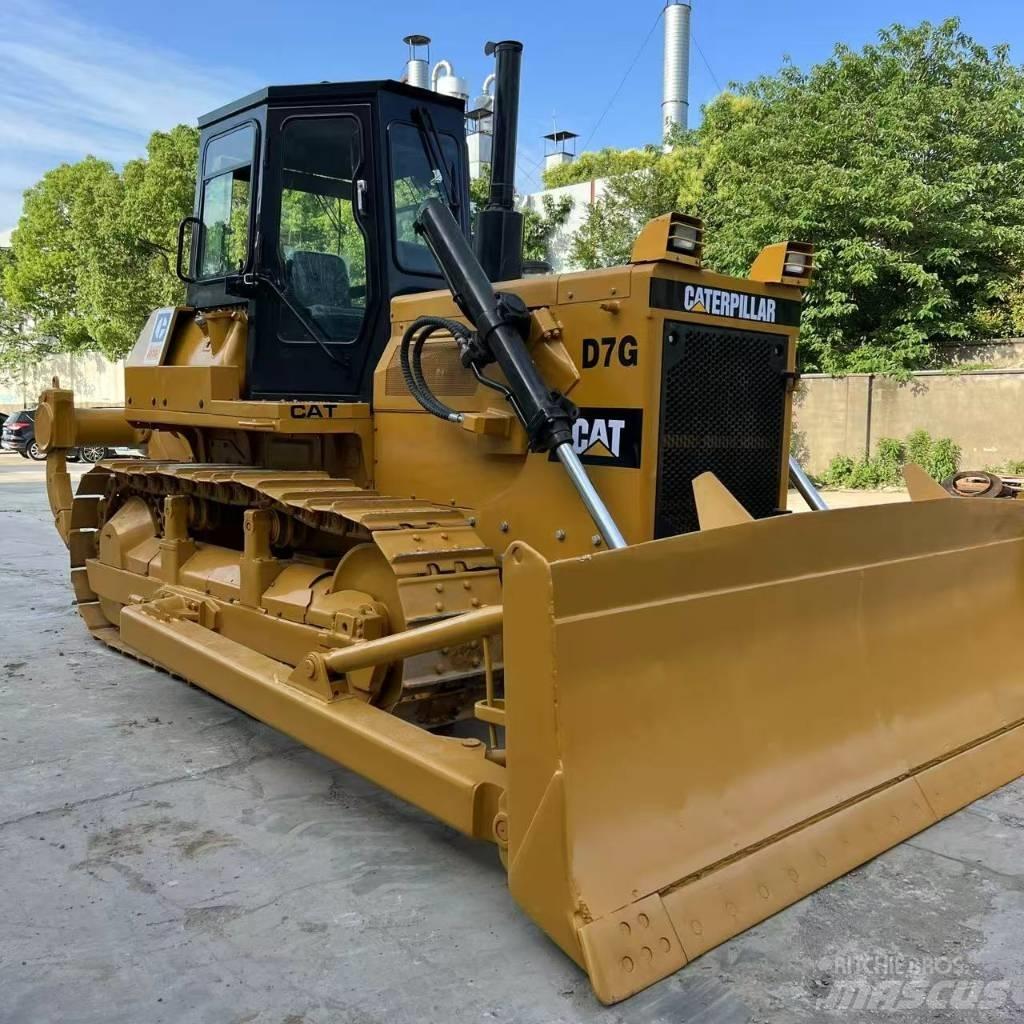 CAT D 7 G Tiehöylät