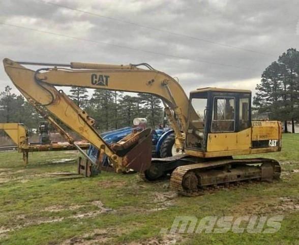CAT E 120 B Telakaivukoneet