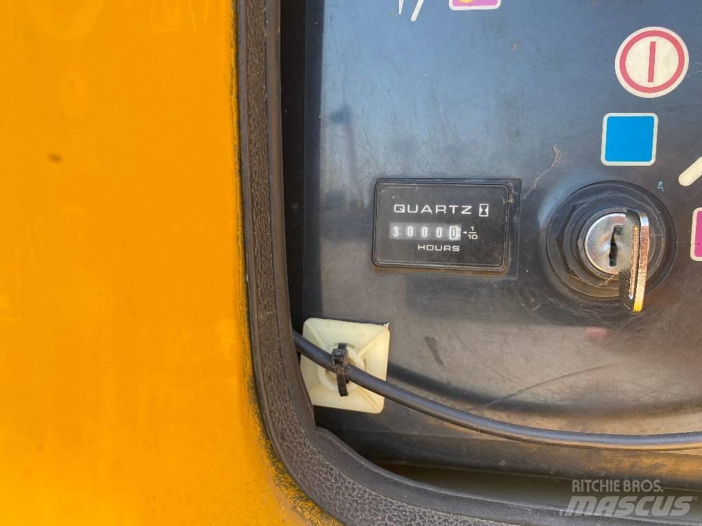 JLG 660 SJ Teleskooppipuominostimet